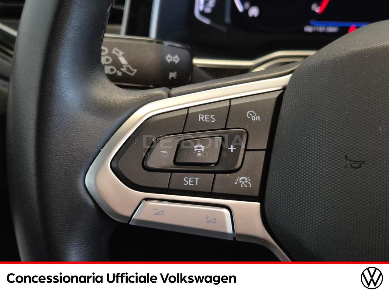 Volkswagen Taigo 1.0 tsi r-line 115cv