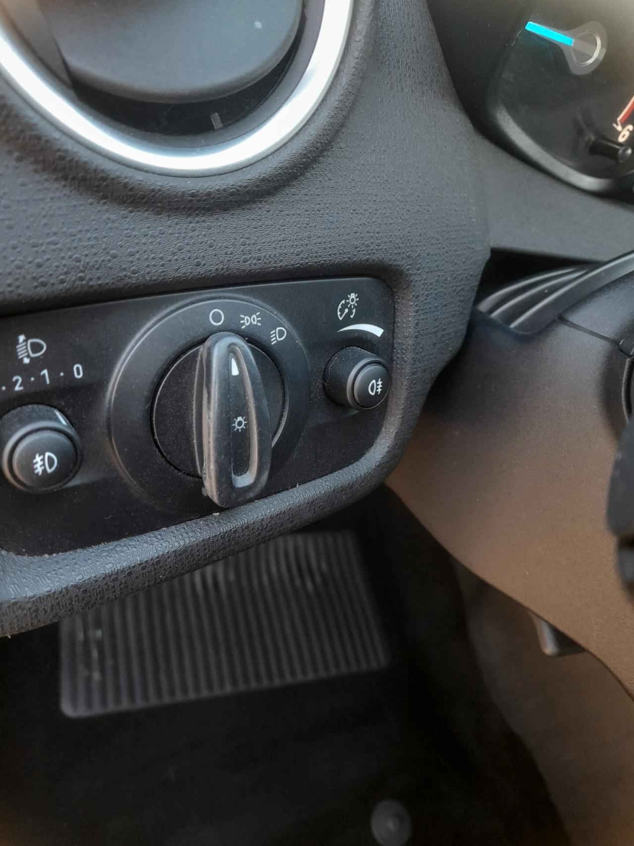 Ford Fiesta 1.5 TDCi 75CV 5 porte