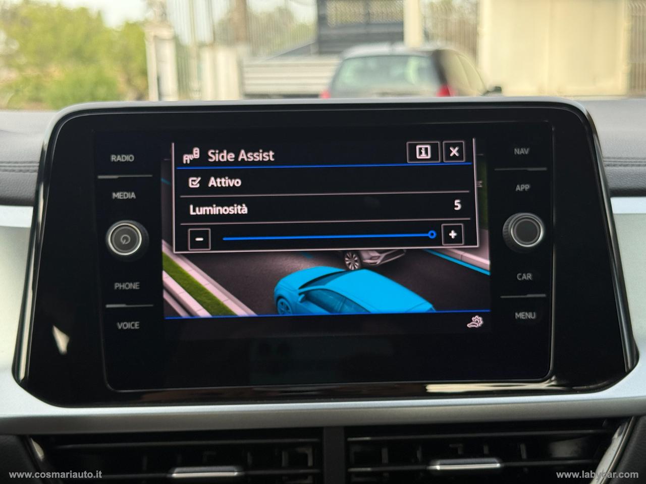 VOLKSWAGEN T-Roc 2.0 TDI SCR Life 116 CV