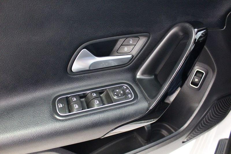 Mercedes-Benz Classe A A 180 d Automatic 4p. Sport