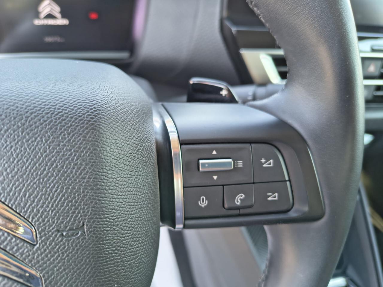 Citroen C4 1.5 BlueHDi 130cv *CAMBIO AUTOMATICO* EAT8 Shine