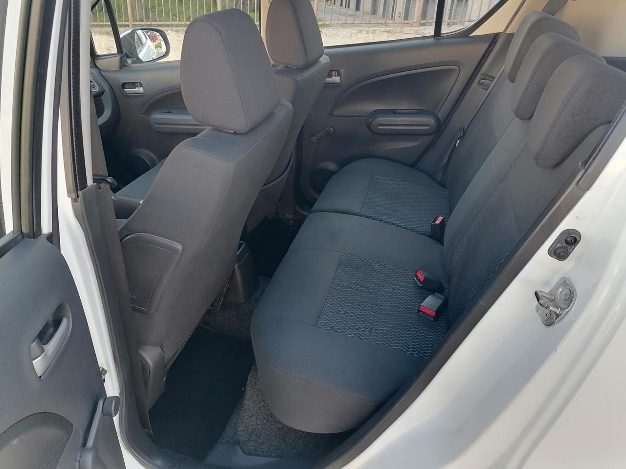 Suzuki Splash 1.0 VVT Style 2014