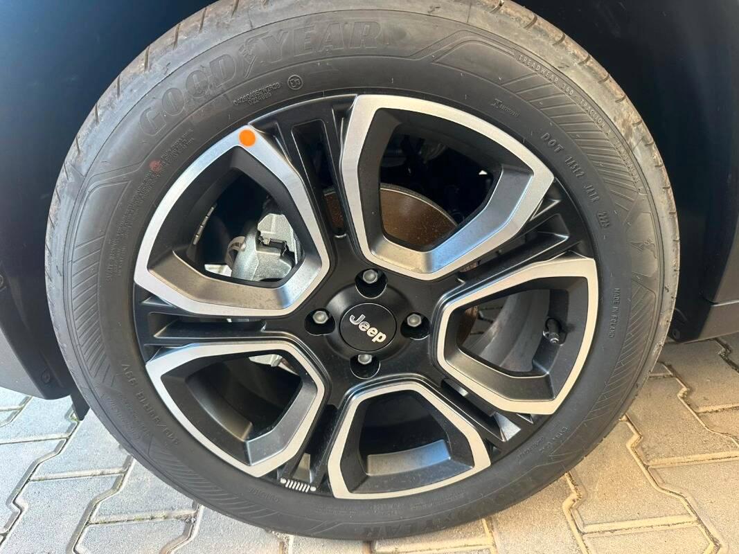 Jeep Avenger 1.2 t. Summit fwd 100cv