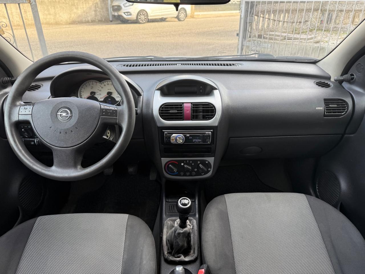 Opel Corsa 1.2 5 porte Cosmo 2006 no blocchi città