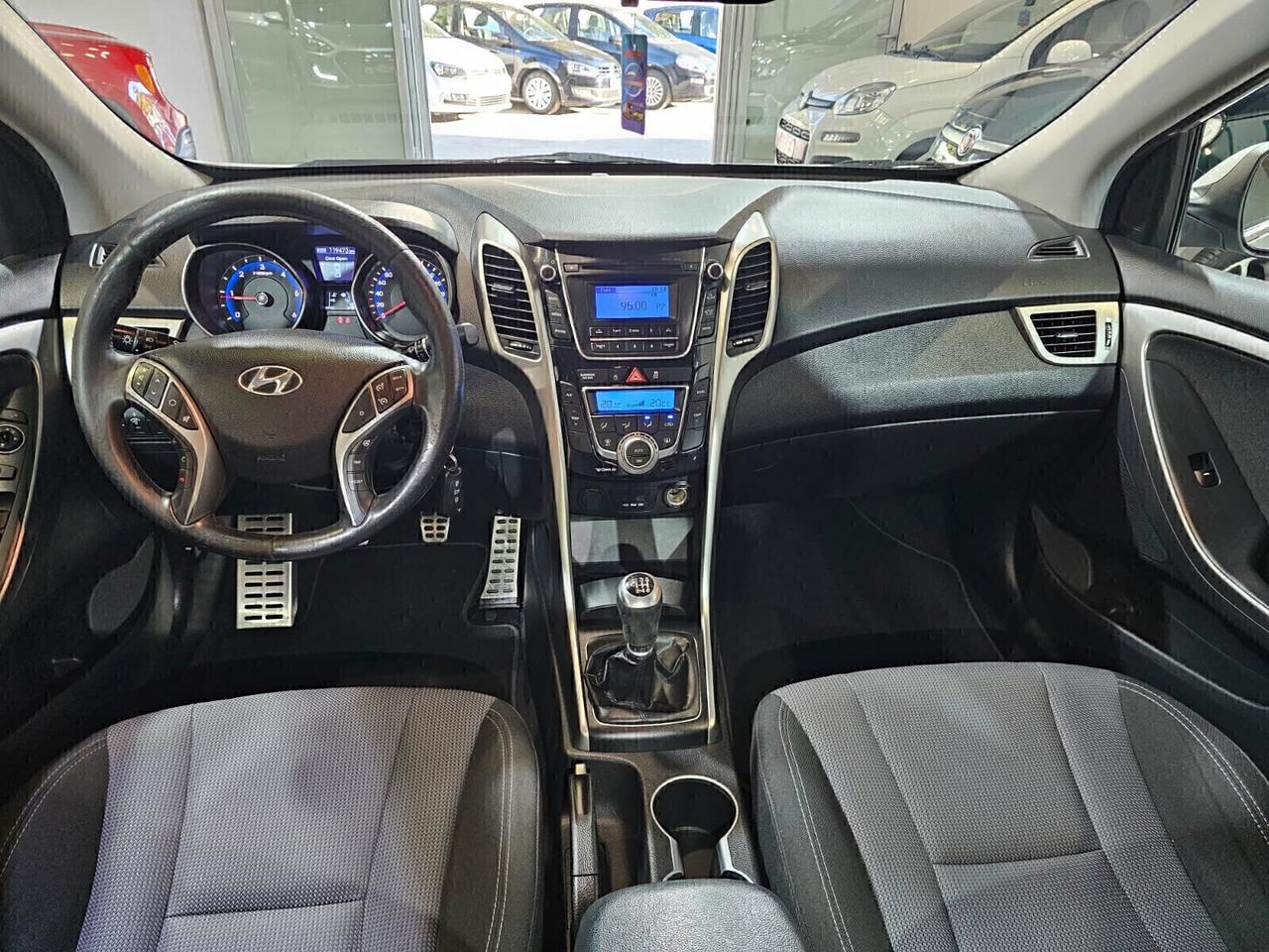 Hyundai i30 1.6 CRDi 128CV Style (119.000 km)