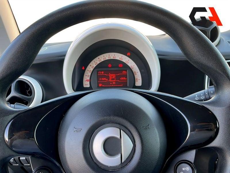 smart fortwo fortwo 70 1.0 twinamic Youngster