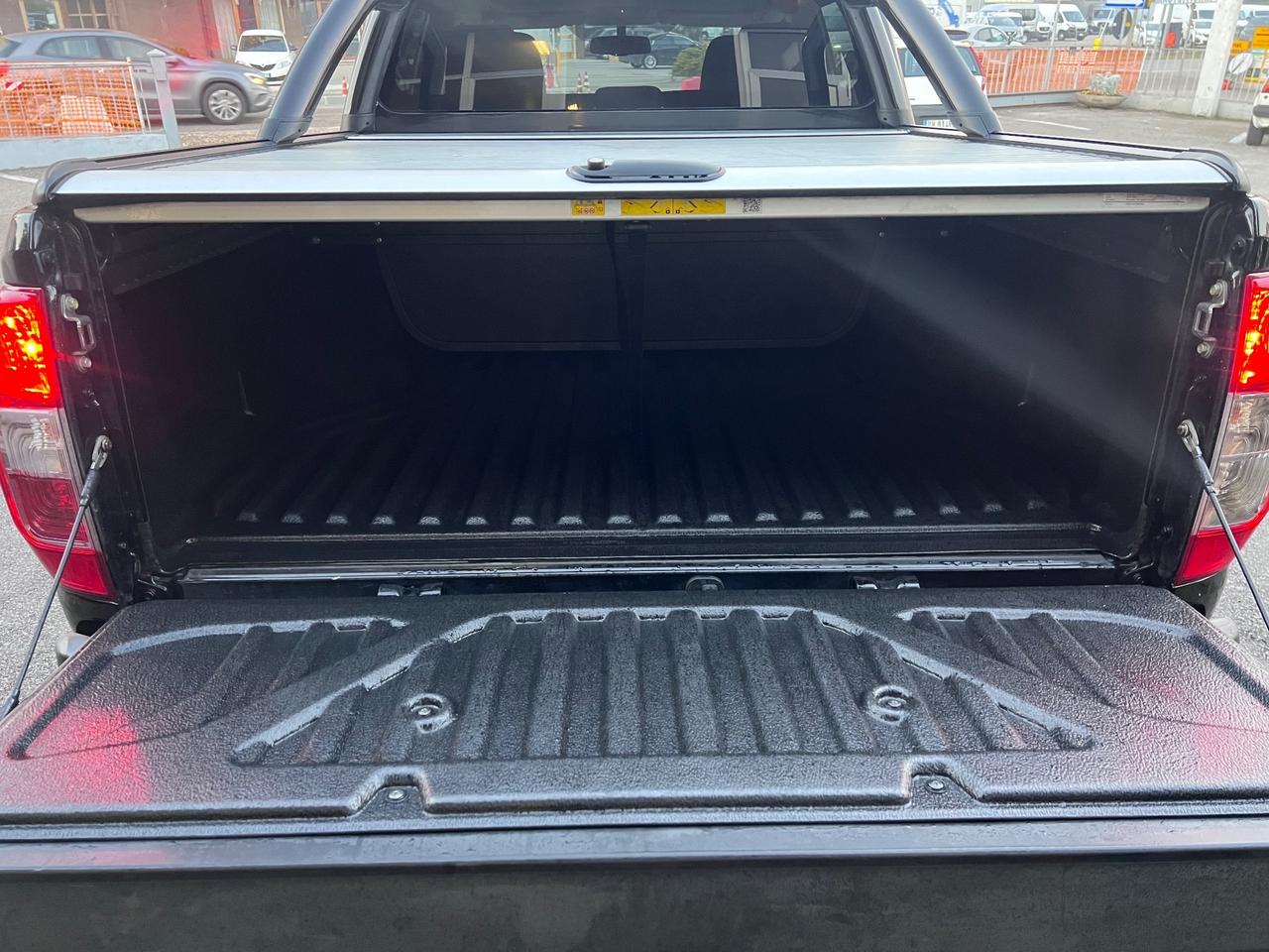 Nissan Navara 2.3 dCi 190 CV 7AT 4WD Double Cab Tekna