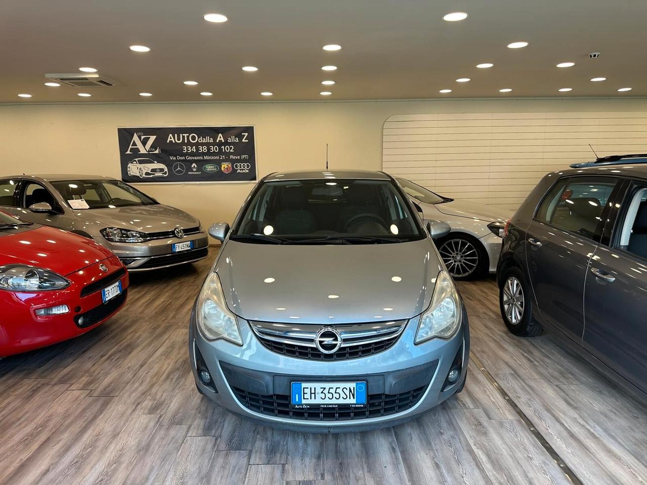 Opel Corsa 1.2 5 porte Cosmo