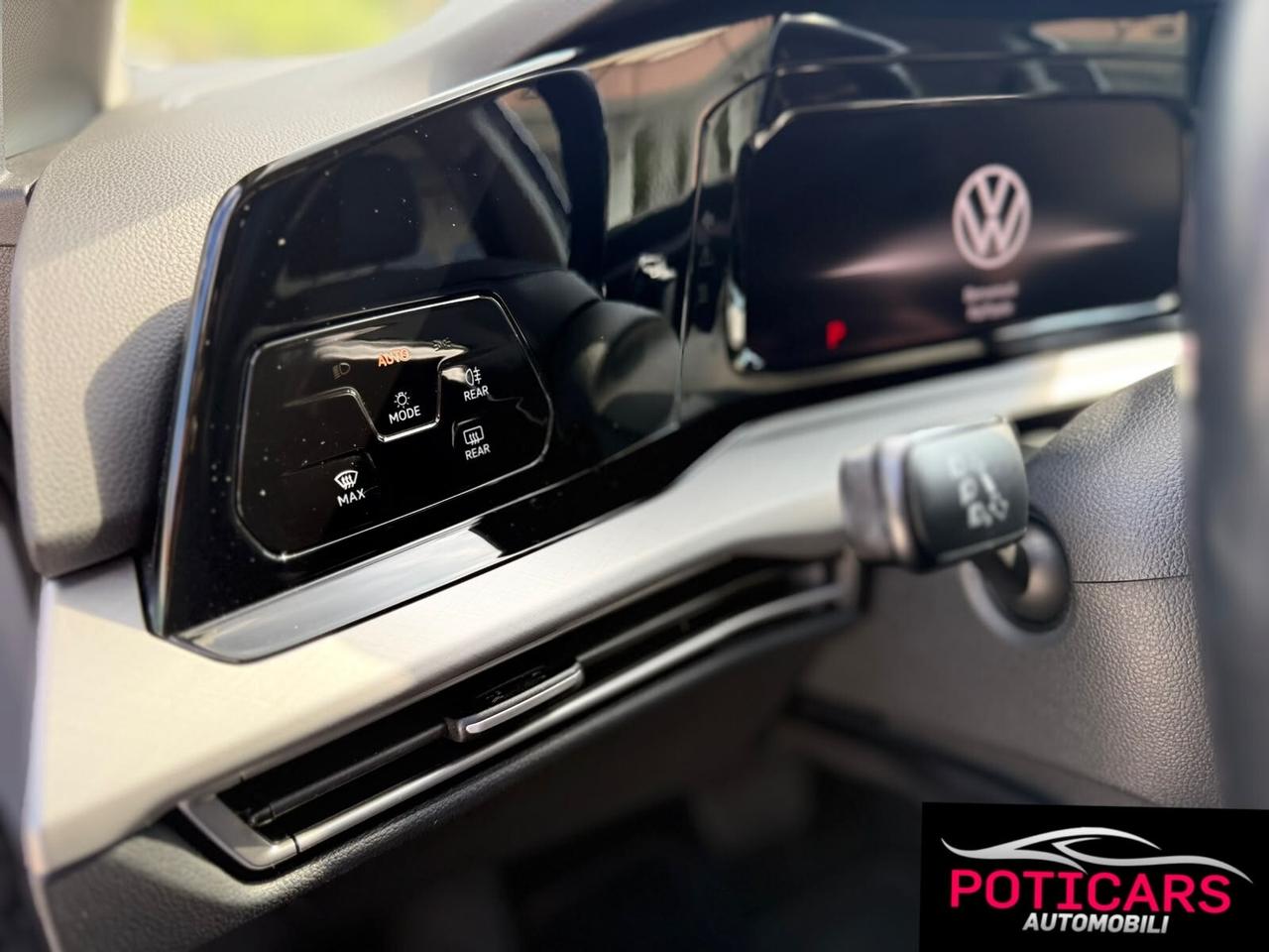Volkswagen Golf Variant 2.0 TDI 150 CV DSG SCR Life