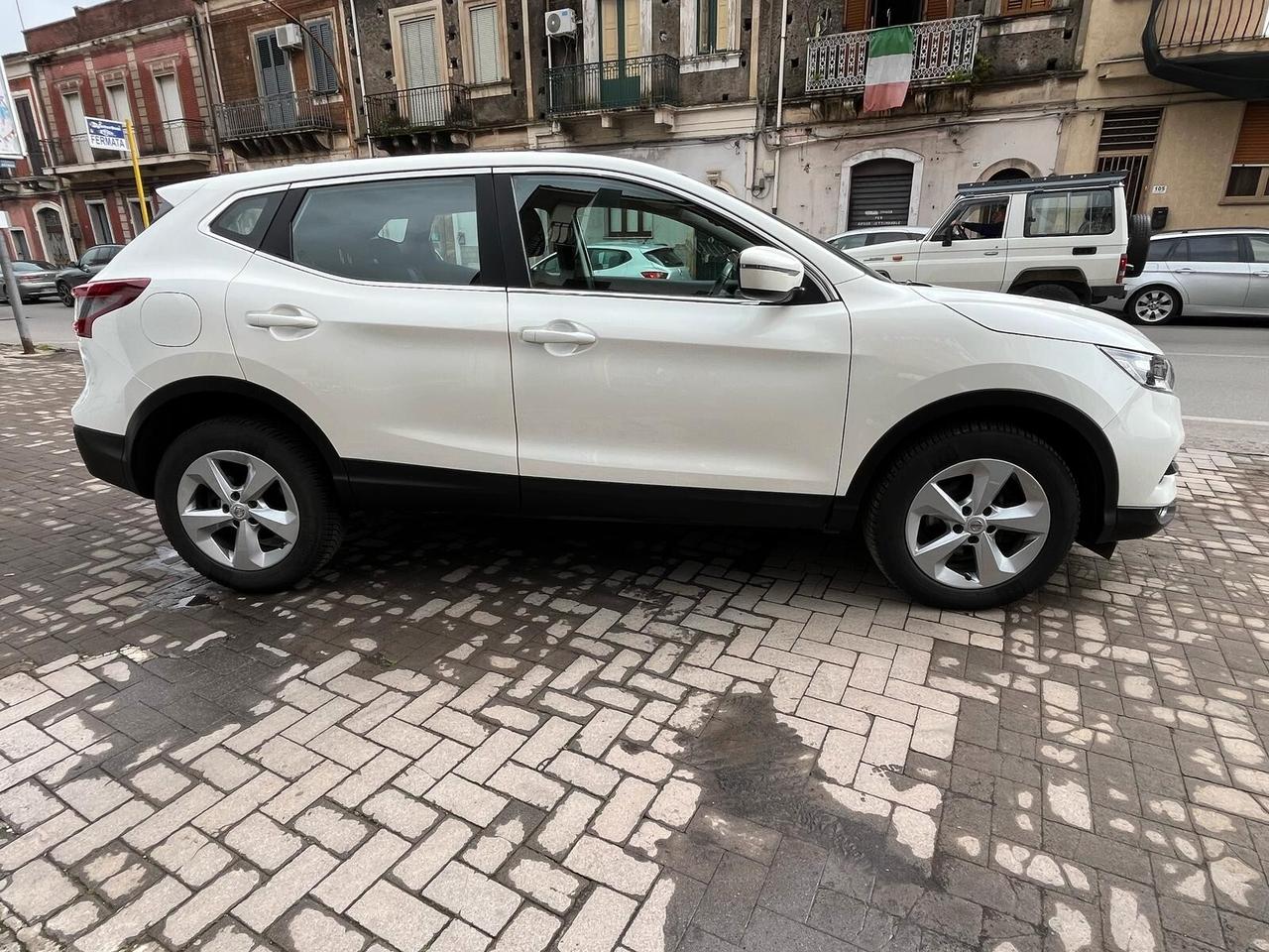 Nissan Qashqai 1.5 dCi 115 CV DCT Business