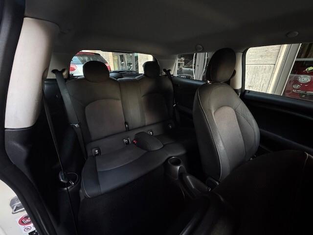 Mini Cooper 1.5 One D