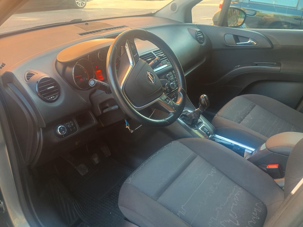 Opel Meriva 1.3 CDTI 95CV ecoFLEX Cosmo