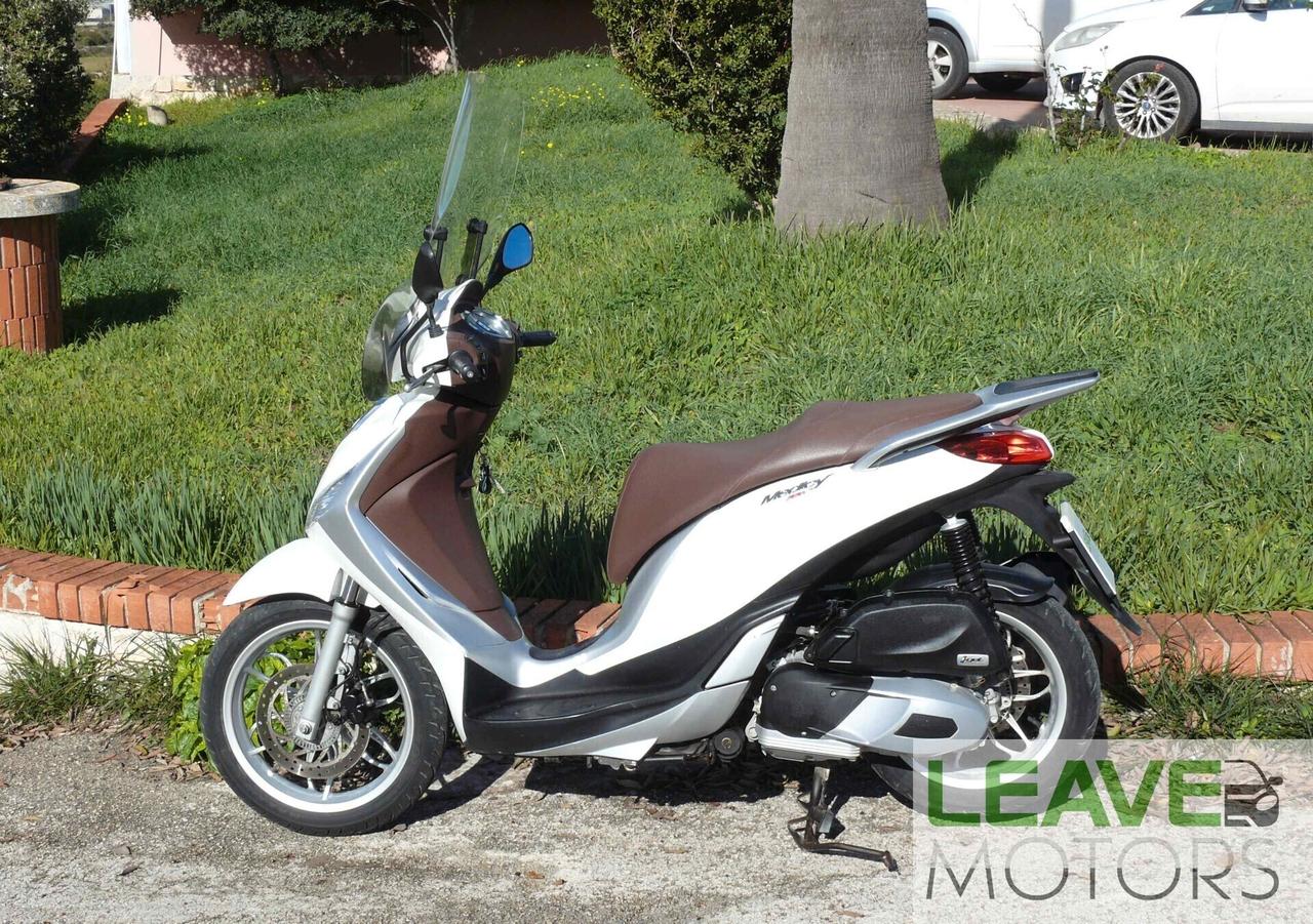 Piaggio Medley 125 Parabrezza (M1420)