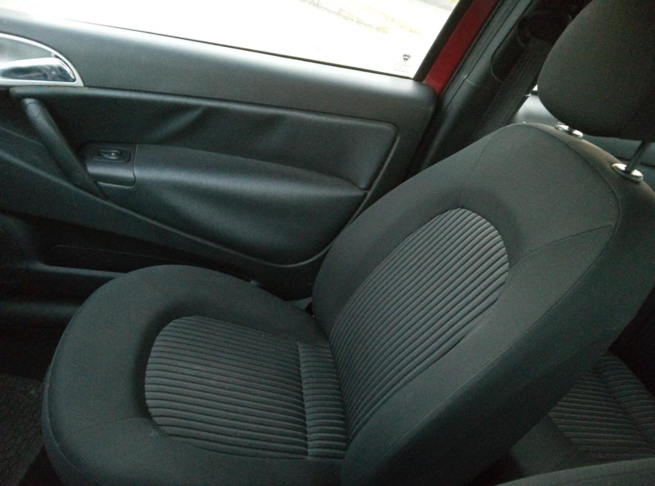 Lancia Ypsilon 1.4 Platino Ecochic GPL