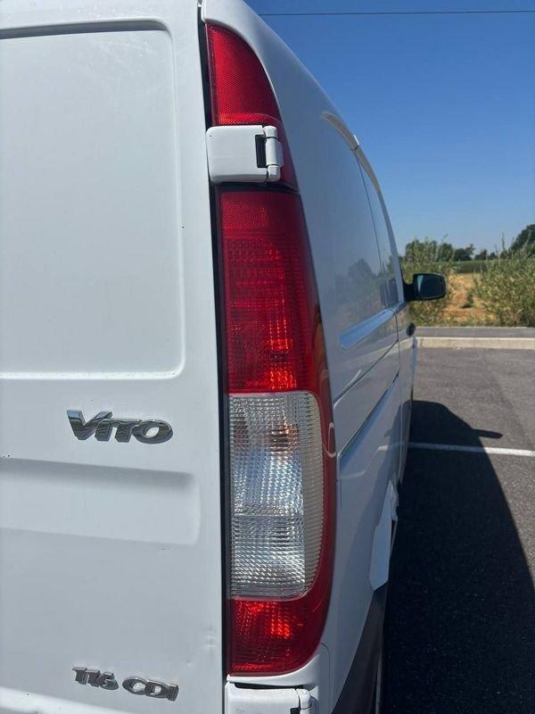 Mercedes-Benz Vito IVA ESPOSTA-AUTOMATICO
