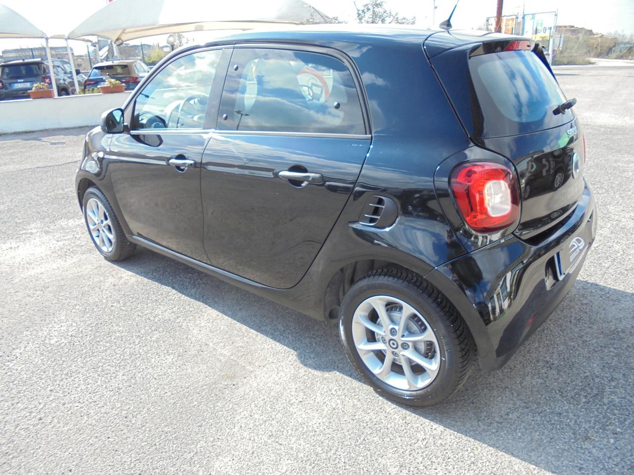 Smart ForFour 70 1.0 Youngster