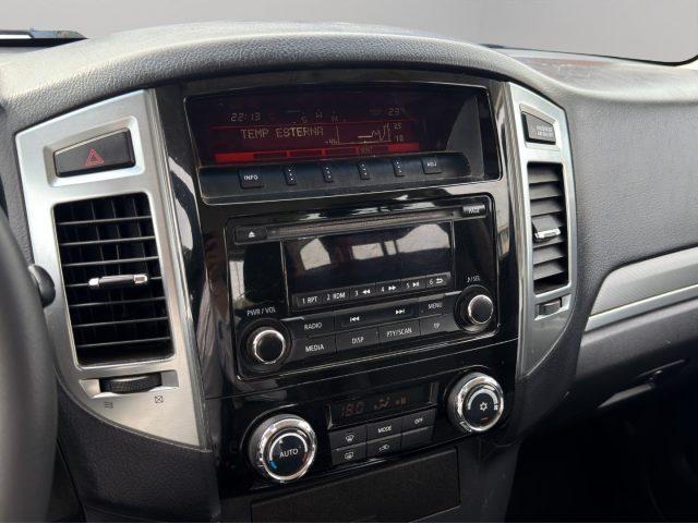 MITSUBISHI Pajero 3.2 5p. 7 POSTI - GANCIO