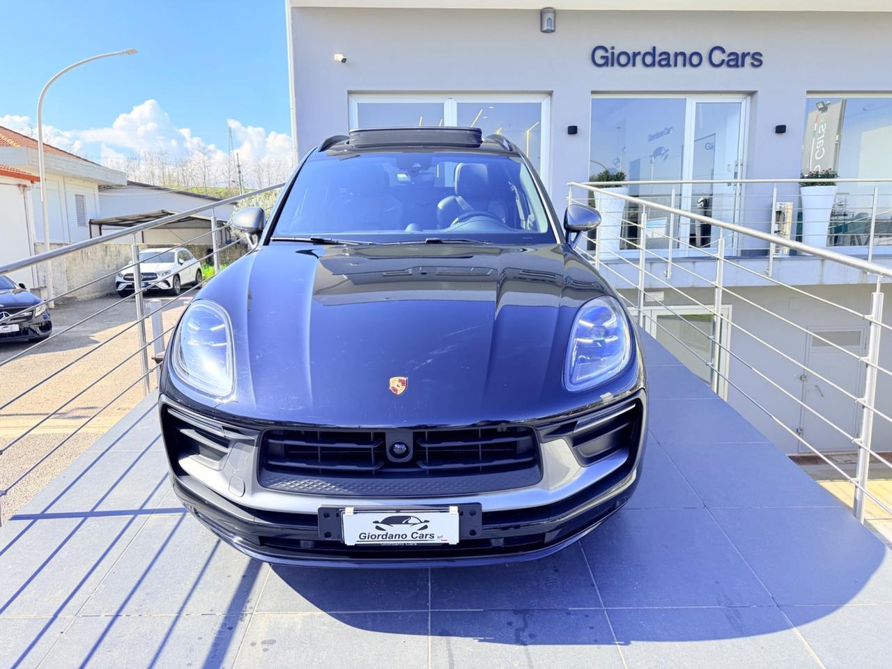 Porsche Macan 2.0 T 265cv open edition con approved