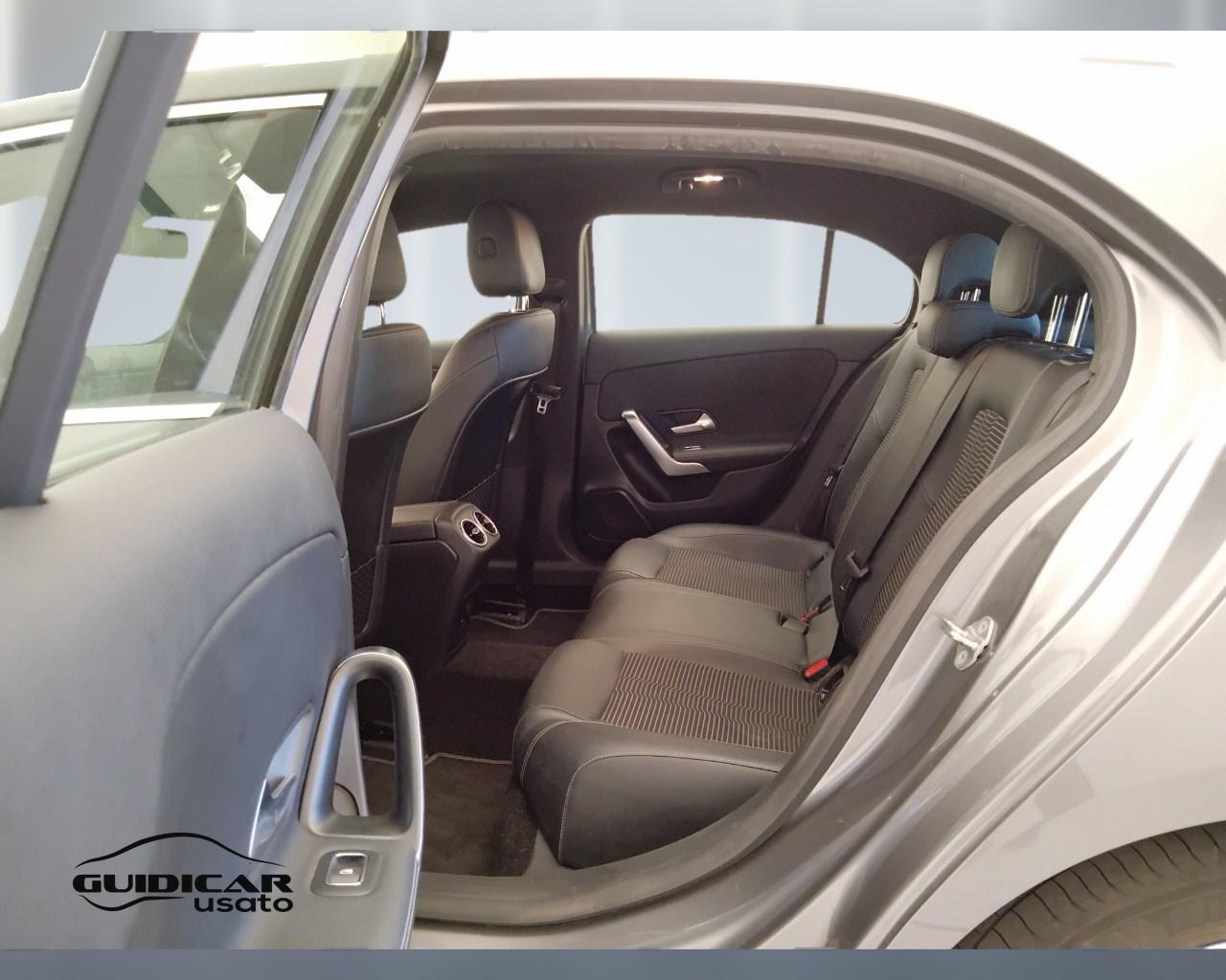 Mercedes-Benz Classe A - W177 2018 - A 180 d Sport auto