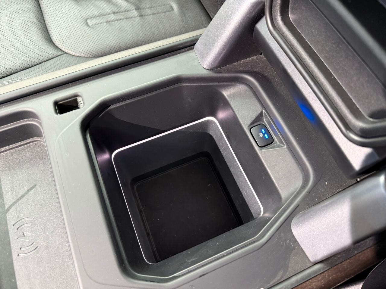 Land Rover Defender 90 3.0D I6 200 CV AWD Auto X-Dynamic SE (919)