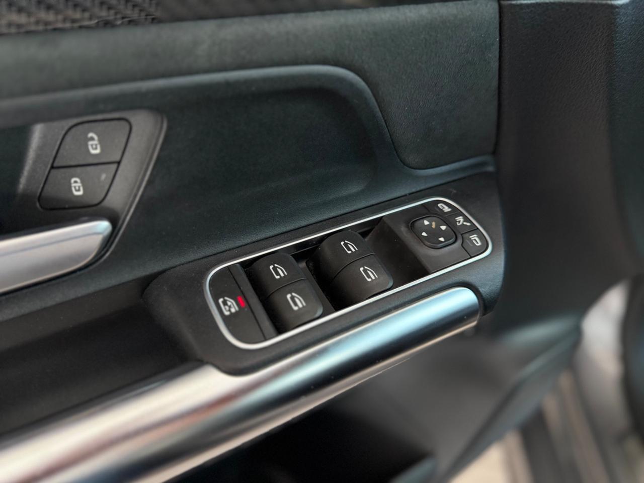 Mercedes-benz B 180 d Automatic Premium AMG FULL