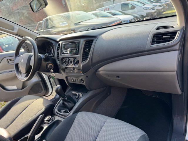 MITSUBISHI L200 2.4 DI-D/154CV Club Cab Invite