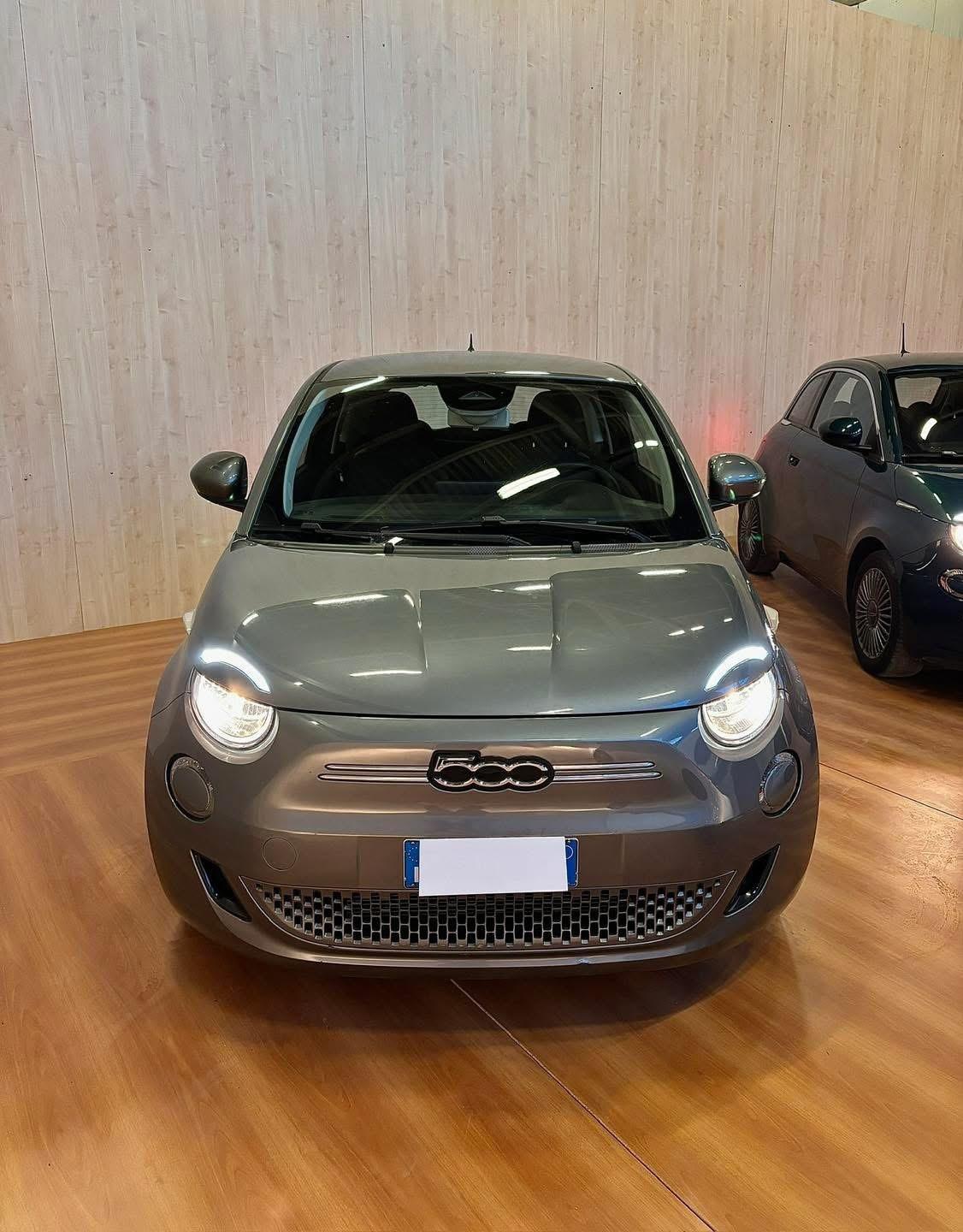 Fiat 500 500e Berlina 42 kWh Icon
