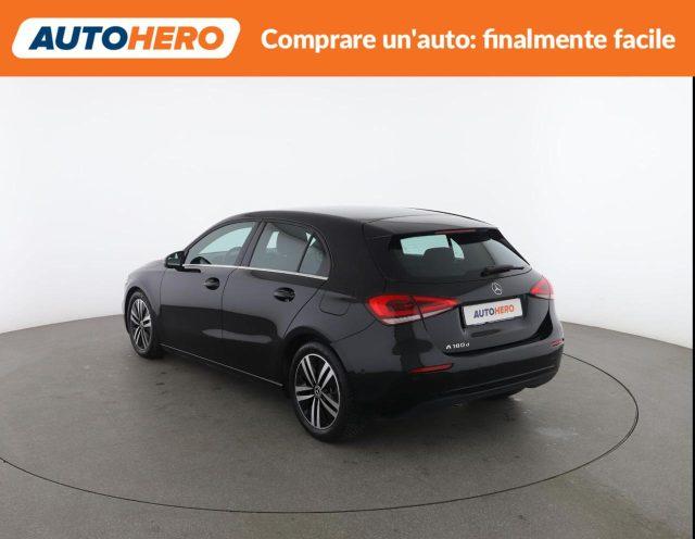 MERCEDES-BENZ A 180 d Automatic Business