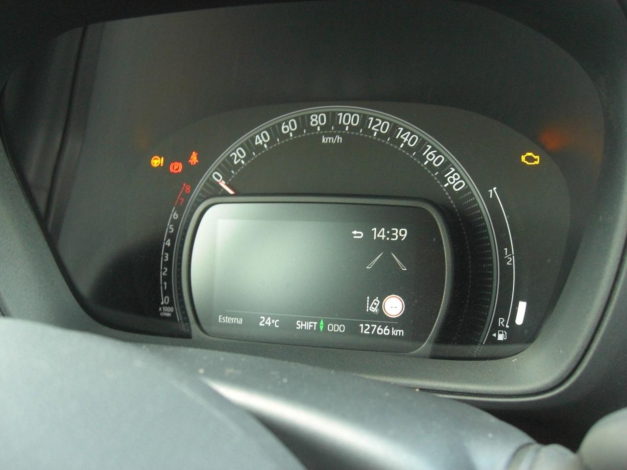 Toyota Aygo X 1.0 VVT-i 72 CV 5 porte Trend