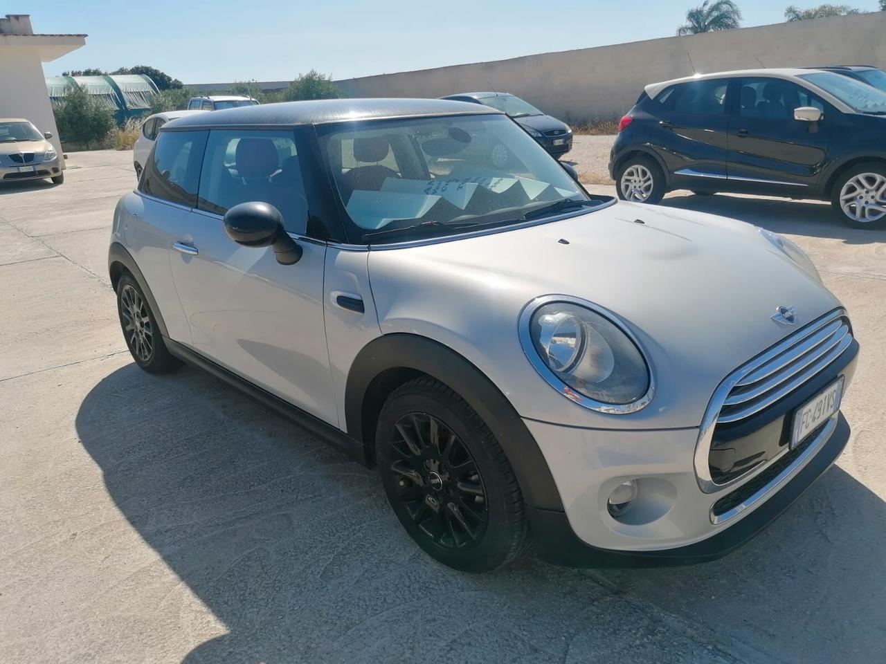 Mini Cooper Mini 1.5 Automatica