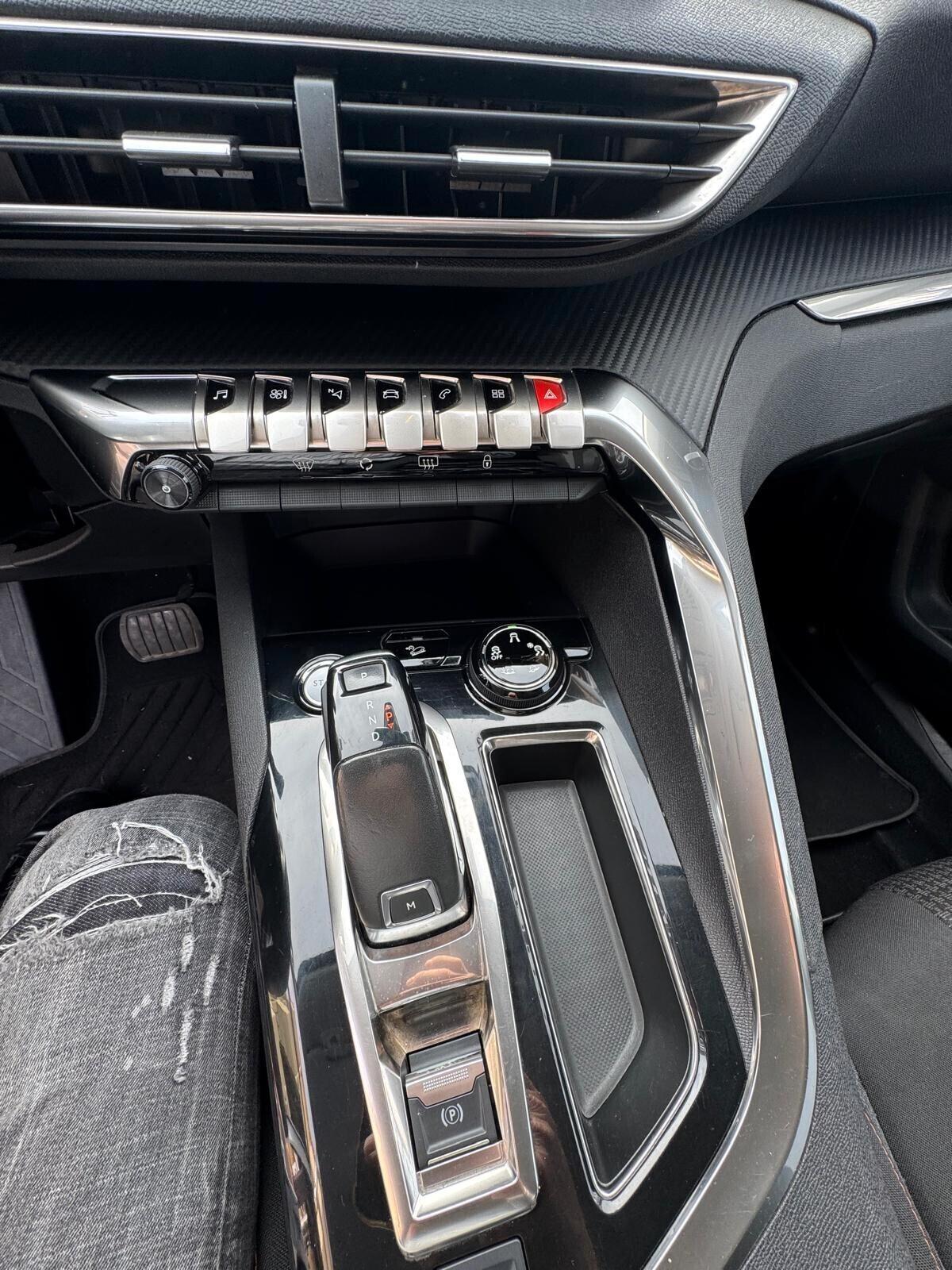 Peugeot 3008 BlueHDi 120 S&S BC Business