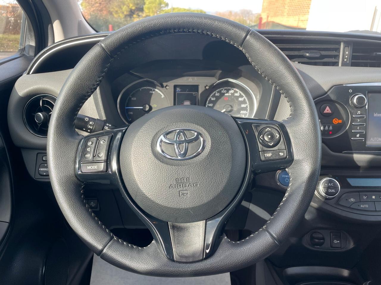 Toyota Yaris 1.5 Hybrid 5 porte Active * OK NEOPATENTATI*