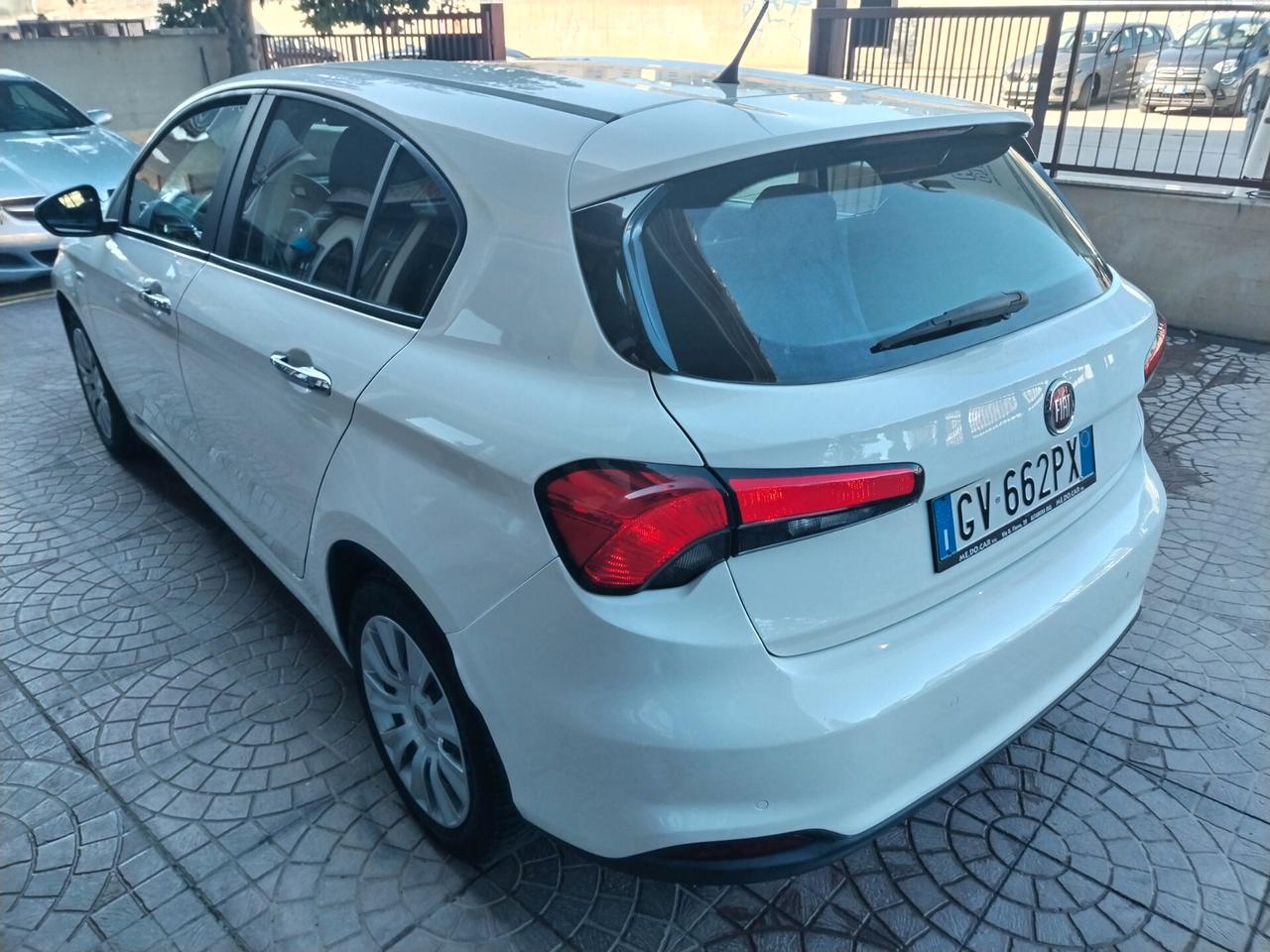 Fiat Tipo 1.3 Mjt 4 porte Easy