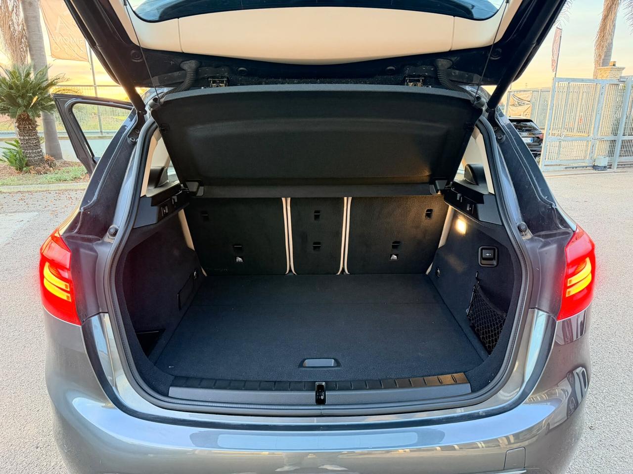 Bmw 216d Active Tourer Luxury Pelle/Led