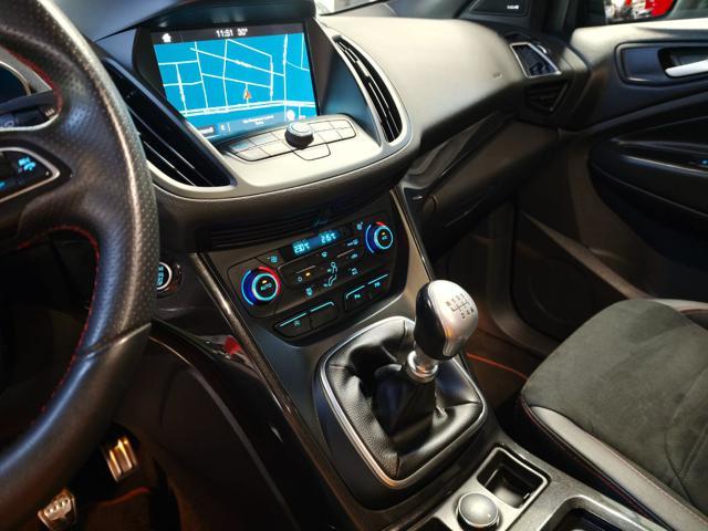 FORD Kuga 1500 ECOBOOST CV.150 KM. 46.900 UNIPROP ST-LINE