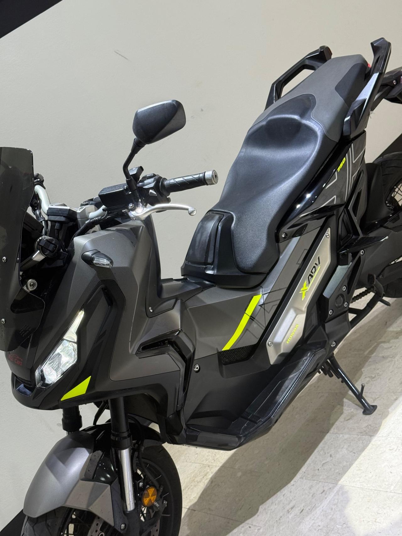 Honda X-ADV 750 Top