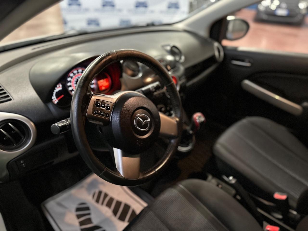 Splendida Mazda2 75CV/120.000km/benzina