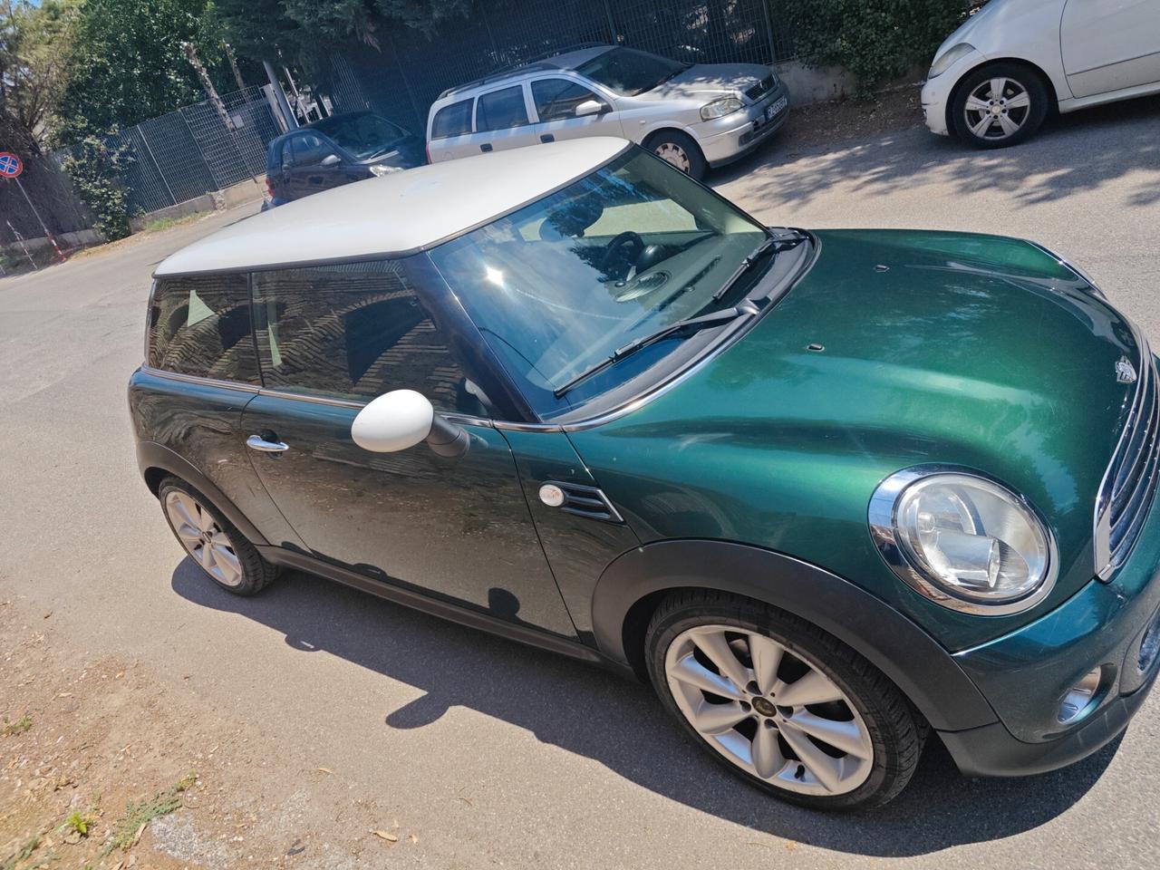 Mini 1.6 16V One (55kW)