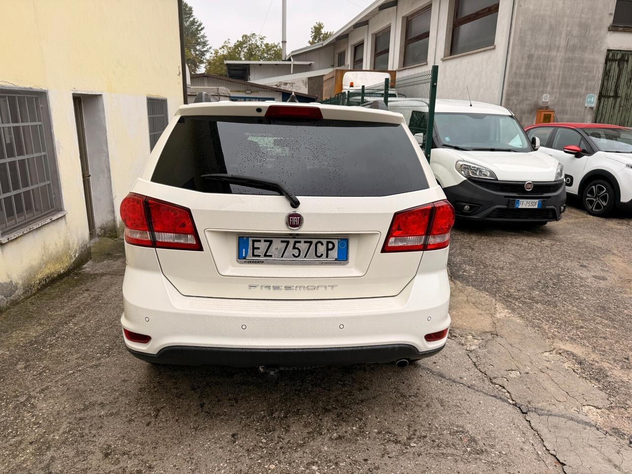 Fiat Freemont 170 CV 7 Posti Gancio Traino