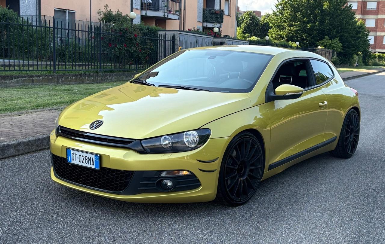 Volkswagen Scirocco 2.0 TFSI 200cv R-Line