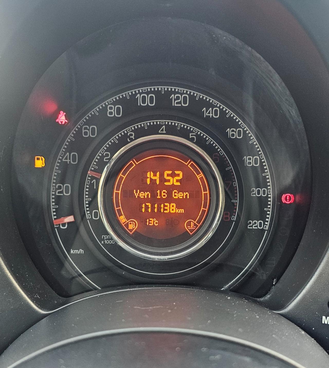 Fiat 500 100HP allestimento Abarth per neopatentati