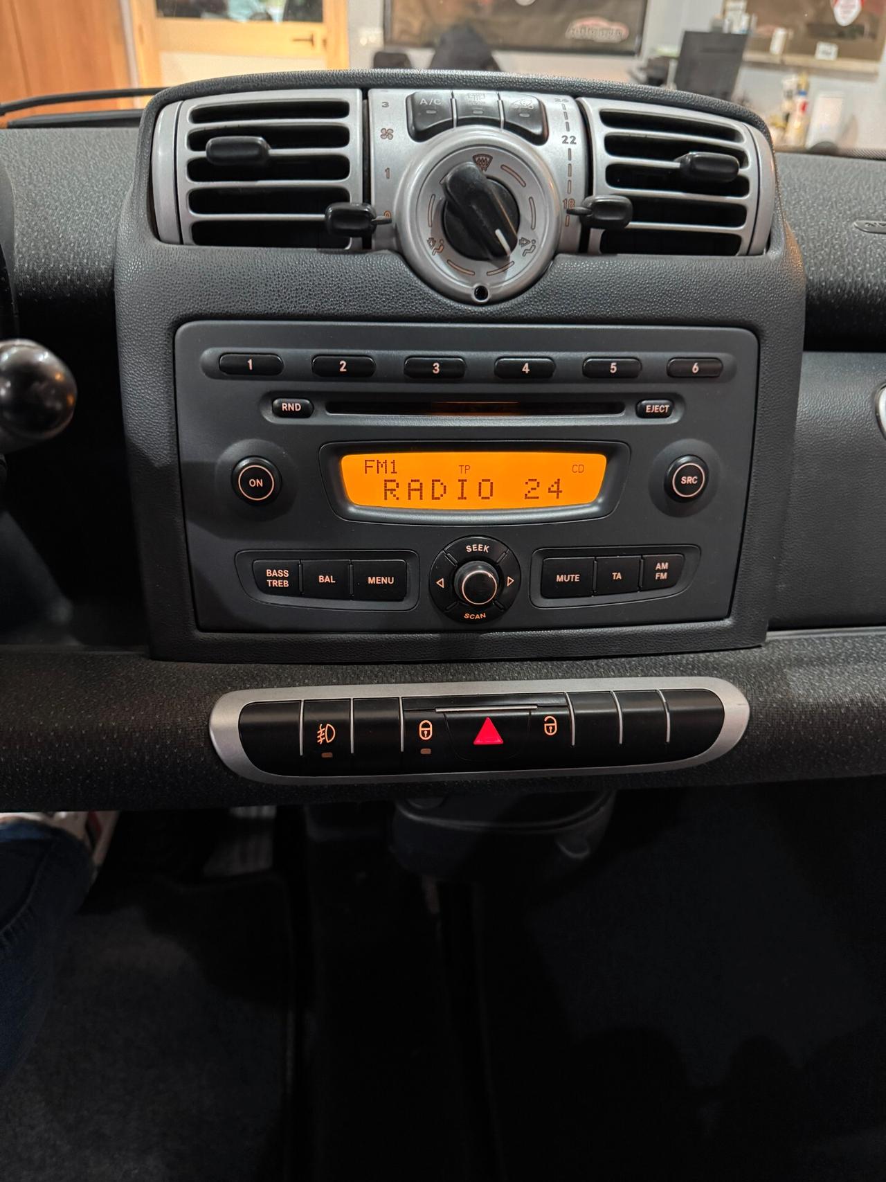 Smart ForTwo 1000 52 kW coupé passion
