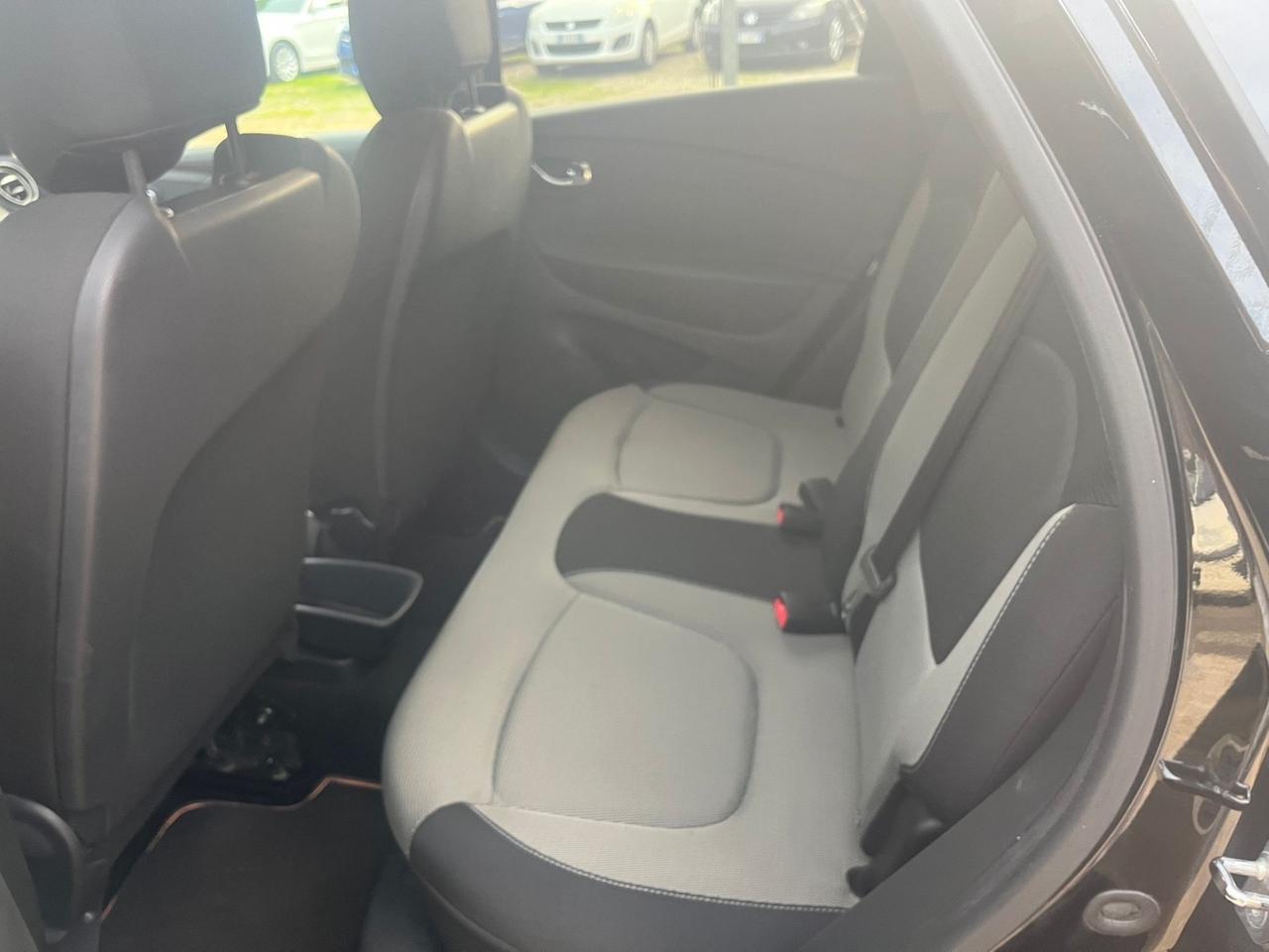 Renault Captur 0.9 Benzina - Neopatentati