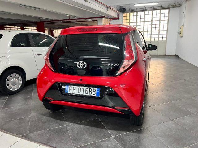 TOYOTA Aygo 1.0 69 CV 5 porte PROMO CAR SERENITY