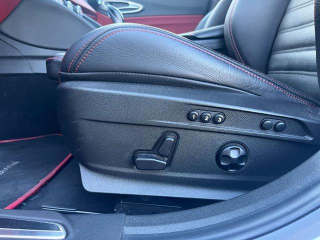 ALFA ROMEO Giulia 2.2 Turbodiesel 210 CV AT8 AWD Q4 Veloce