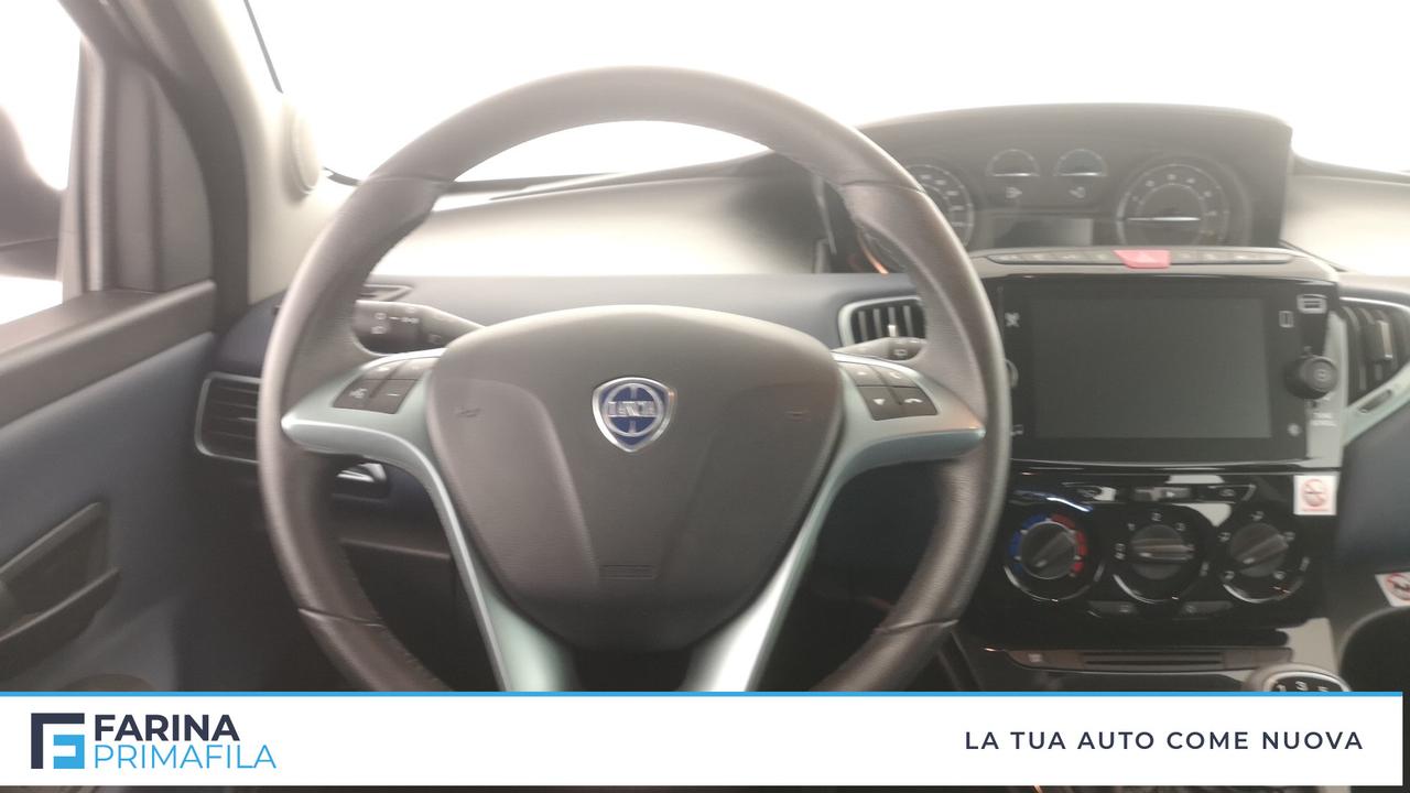 LANCIA Ypsilon III 2021 - Ypsilon 1.0 firefly hybrid Platino s&s 70cv