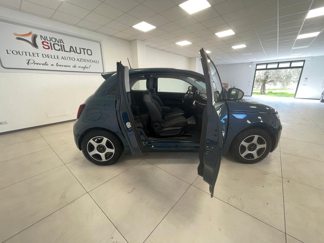 Fiat 500 Icon 3 1 42 kWh