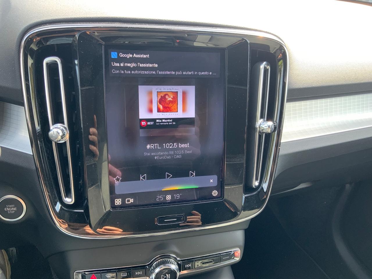 Volvo XC40 B3 automatico Core