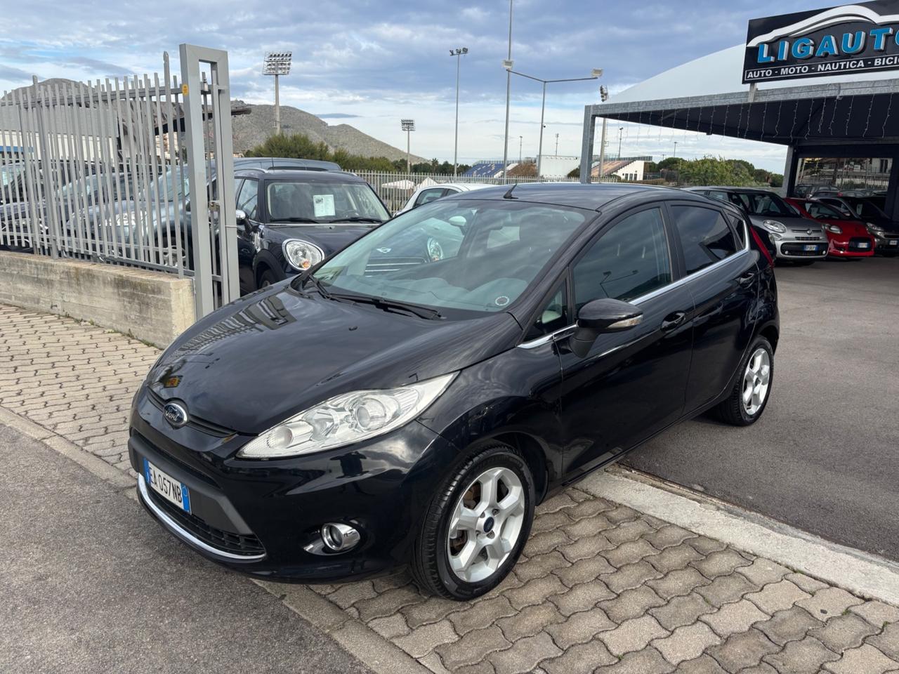 Ford Fiesta 1.4 5 porte Bz.- GPL Titanium