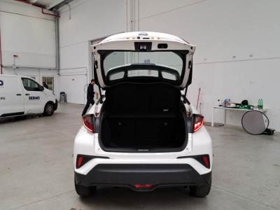 Toyota C-HR 1.8h Business e-cvt